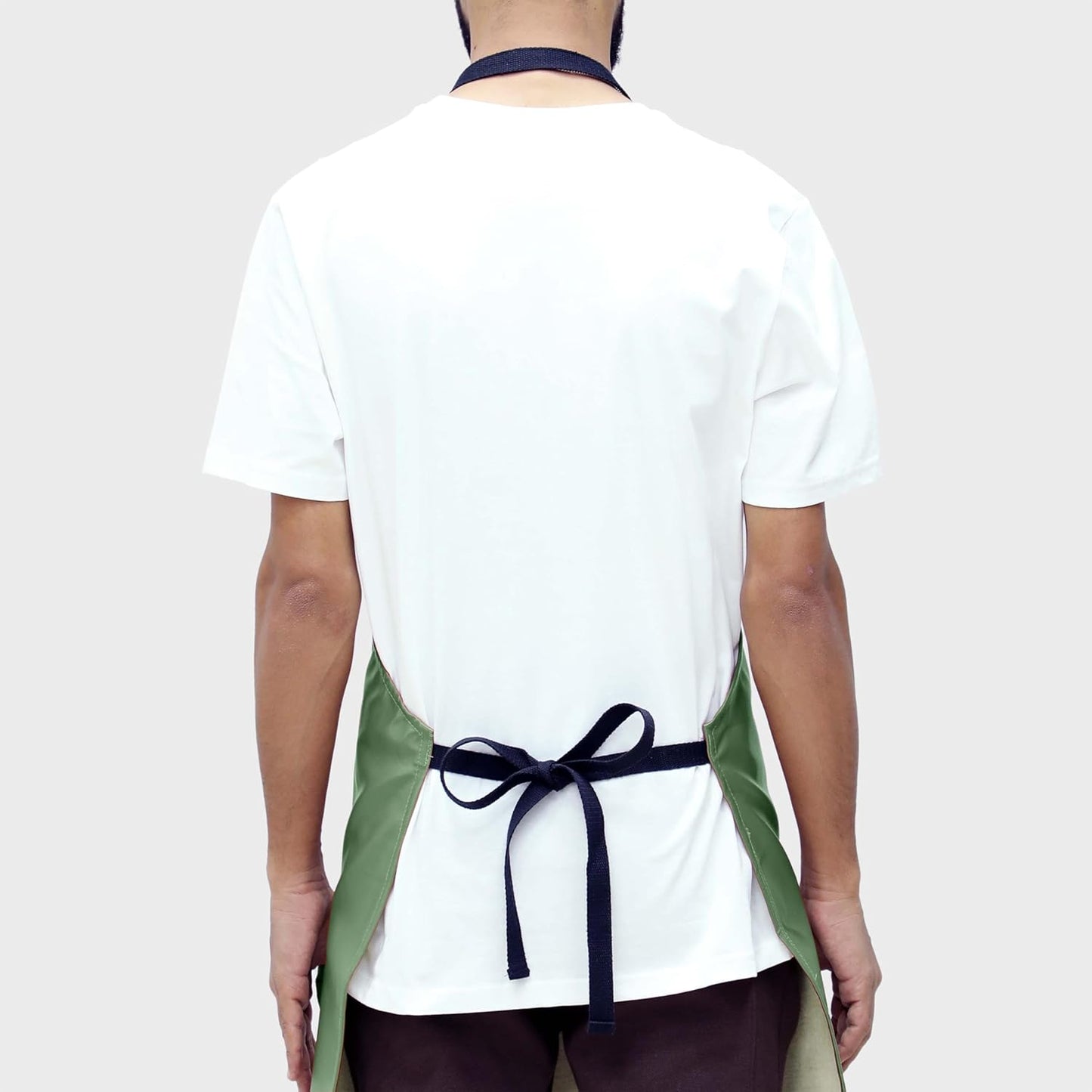 YANEK Unisex Waterproof Leather Chef Apron with Pockets | Leather Apron – Professional Heavy-duty for Home, Kitchen, BBQ, Coffee Shop | 2 Pockets, Adjustable Strap (Green)